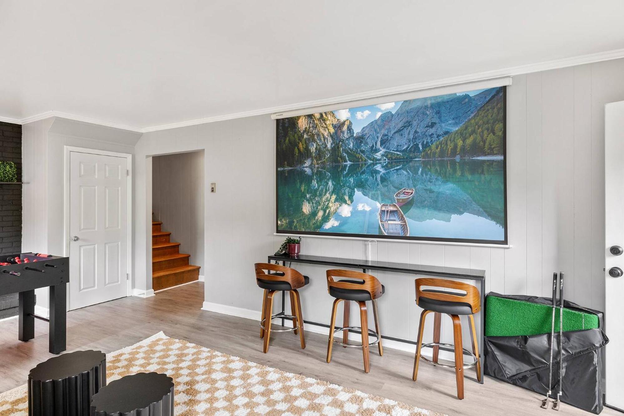 Holiday home Newly Built 4bd | Cozy W/ Movie & Games